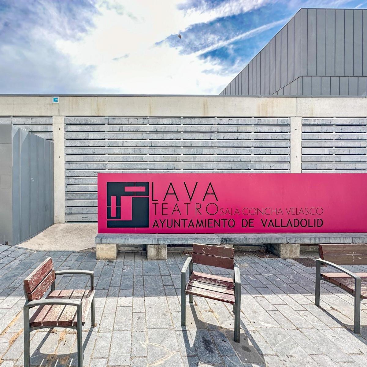 Exterior LAVA